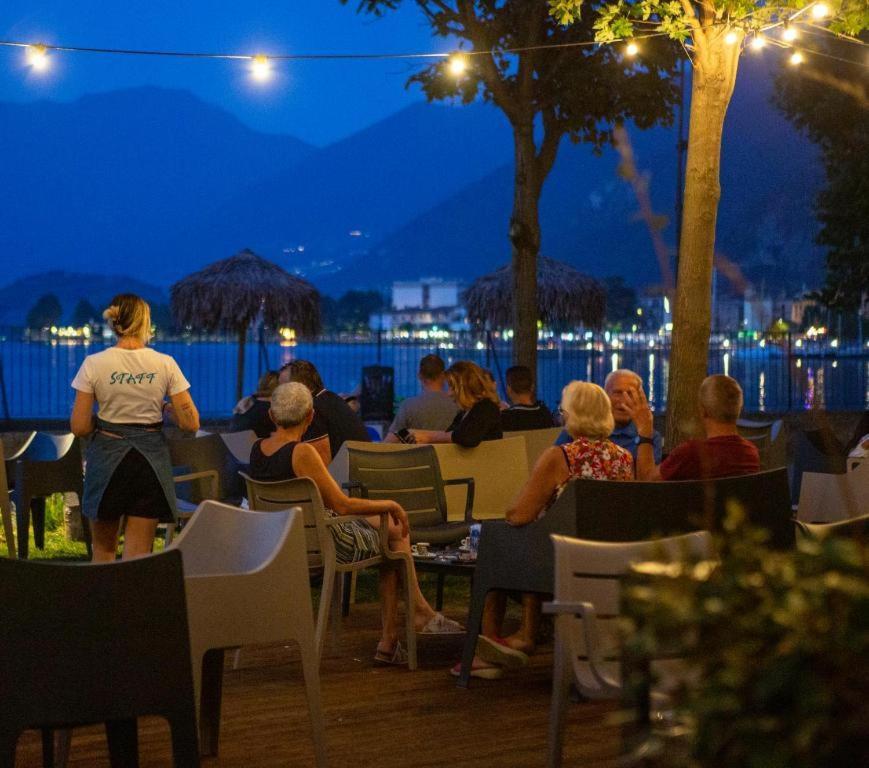Estivo Premium Deluxe Mobile Homes On Camping Del Sole Village Iseo Exterior photo