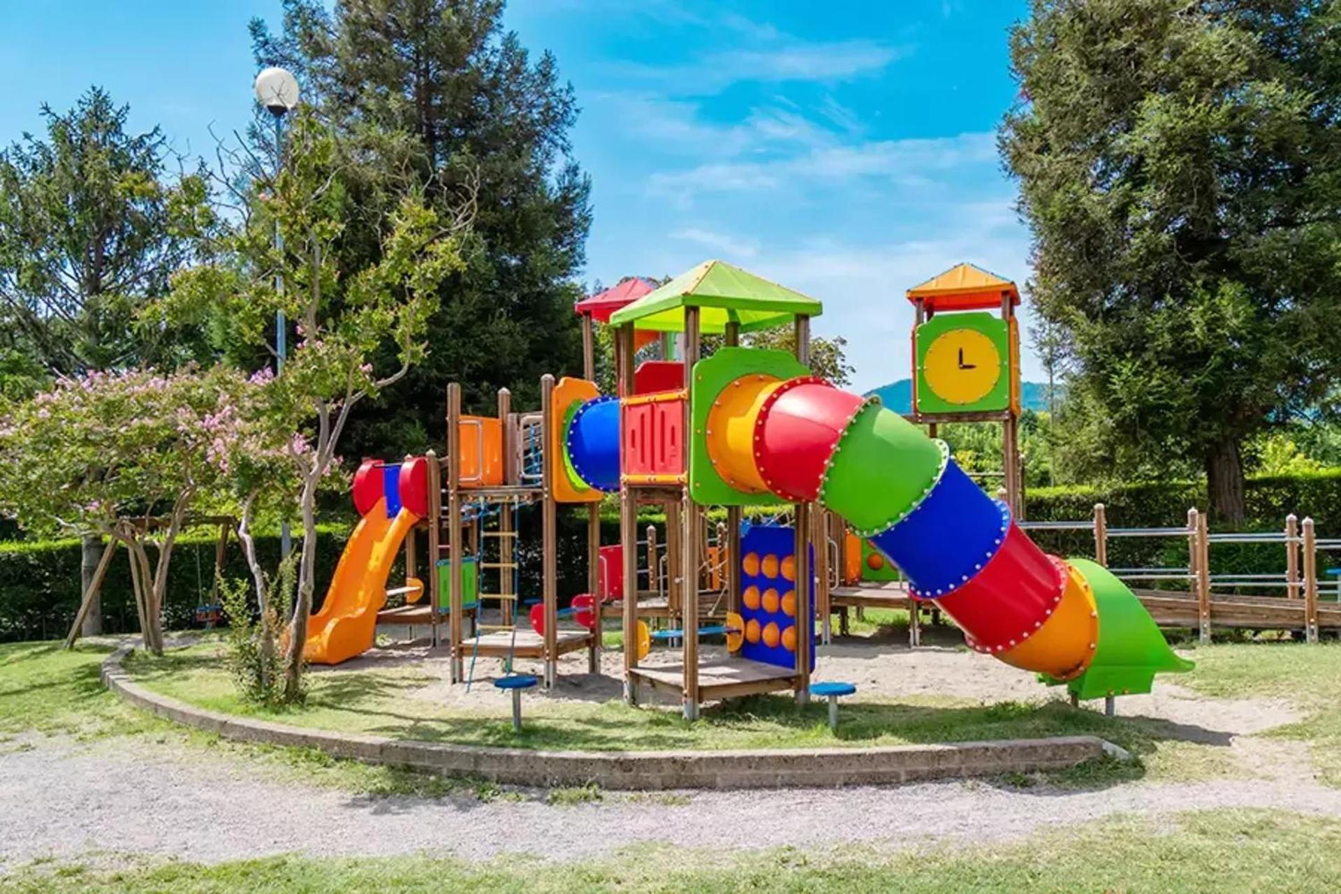 Estivo Premium Deluxe Mobile Homes On Camping Del Sole Village Iseo Exterior photo
