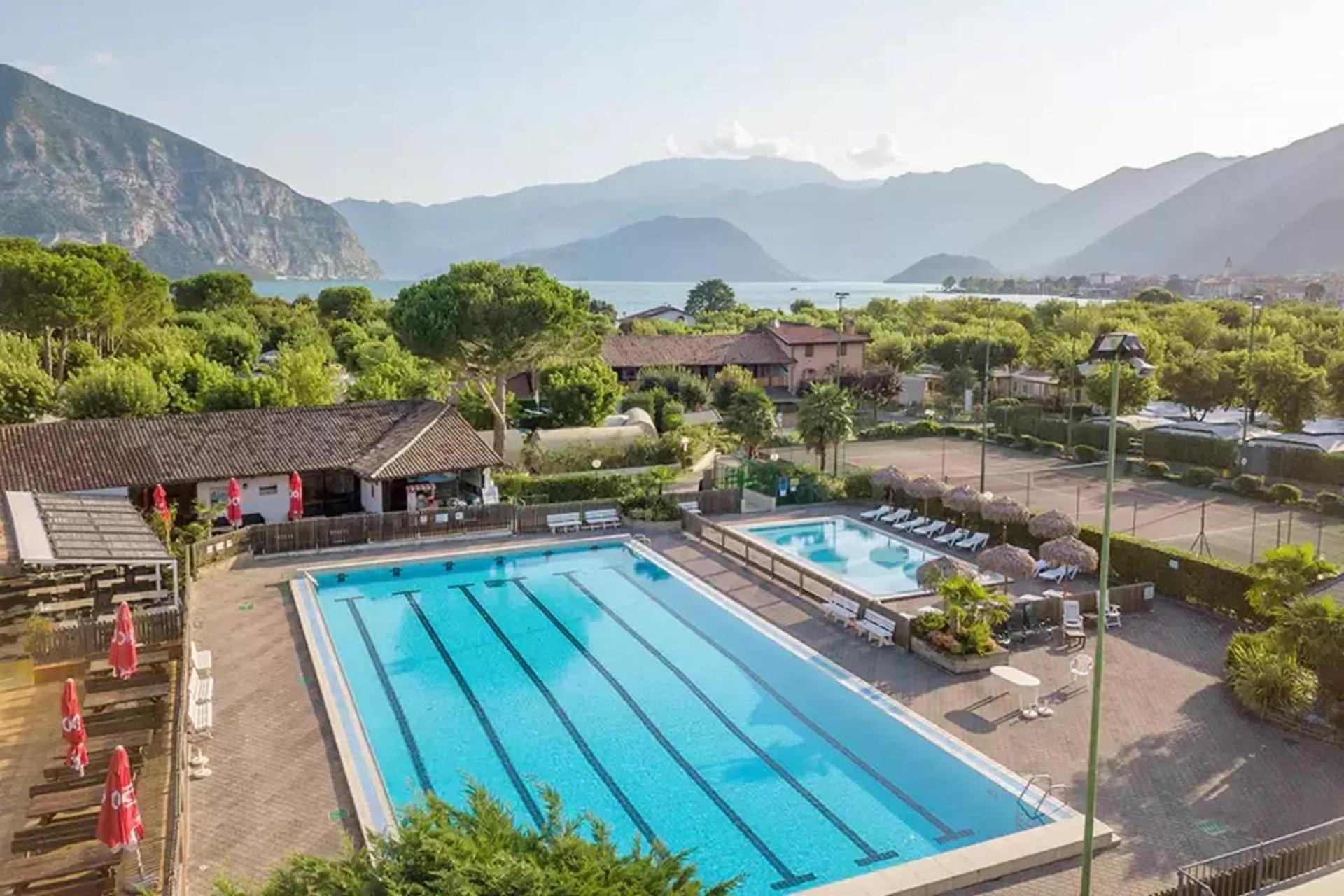 Estivo Premium Deluxe Mobile Homes On Camping Del Sole Village Iseo Exterior photo