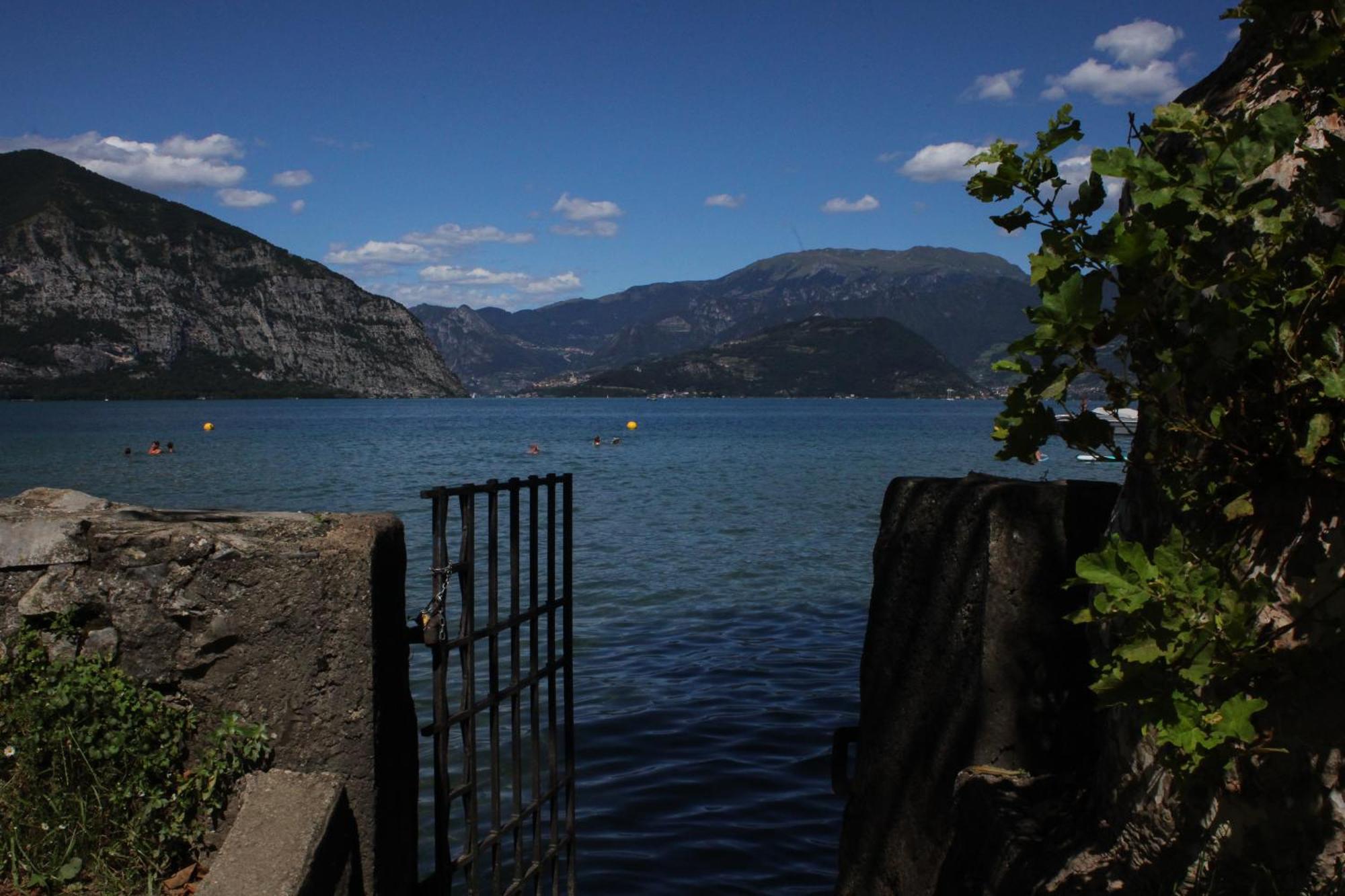 Estivo Premium Deluxe Mobile Homes On Camping Del Sole Village Iseo Exterior photo