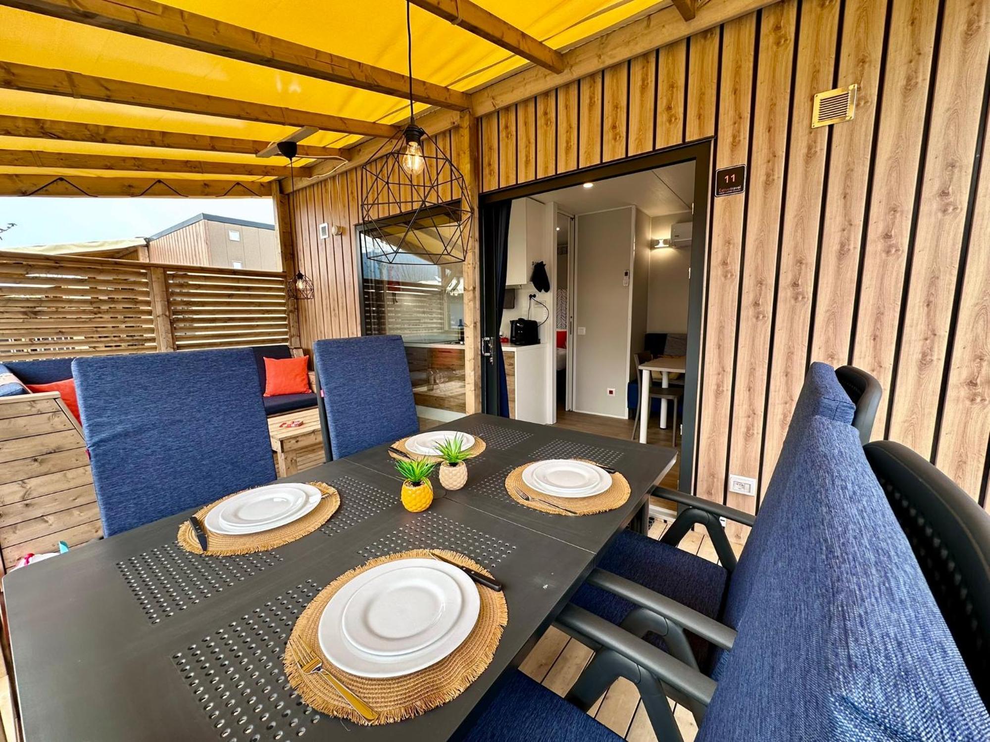 Estivo Premium Deluxe Mobile Homes On Camping Del Sole Village Iseo Exterior photo